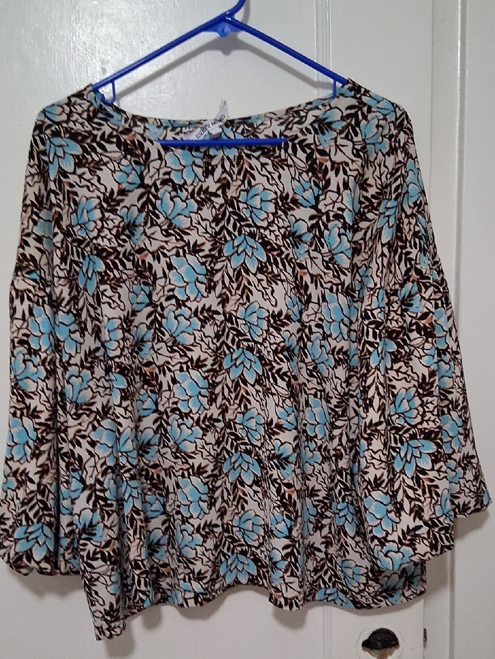 Women’s Floral Scoop Neck Blouse - Blue Floral